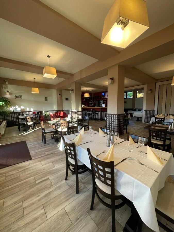 Hotel Relax Sovata Ngoại thất bức ảnh