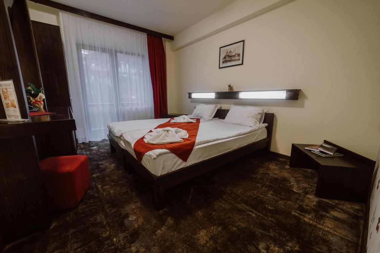 Hotel Relax Sovata Ngoại thất bức ảnh